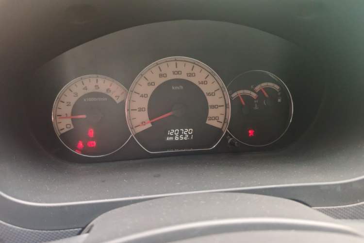 Used Wuling Hongguang 2014 1.5L S Luxury Model Instrument Cluster