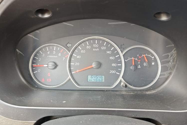 Used Wuling Hongguang 2014 1.2L S Standard Version China IV Standard Instrument Cluster
