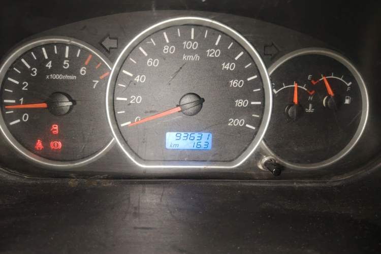 Used Wuling Hongguang 2014 1.2L S Standard Version China IV Standard Instrument Cluster