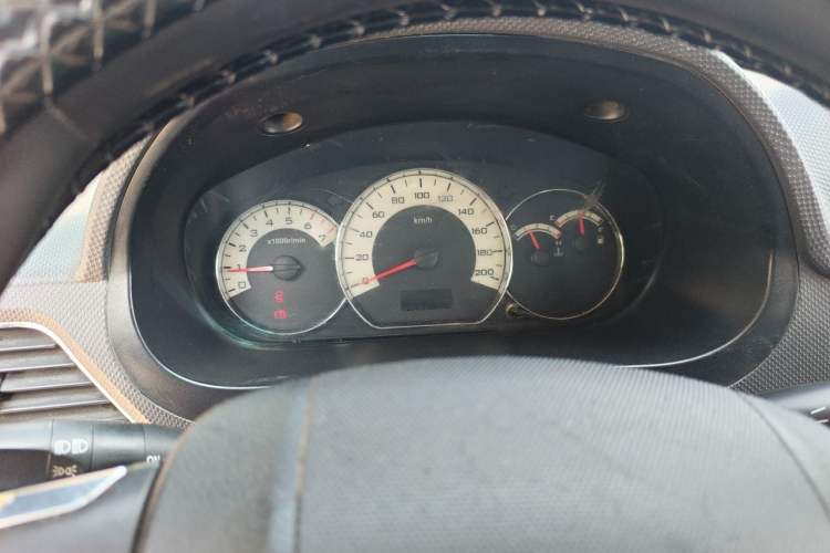 Used Wuling Hongguang 2014 1.5L S Standard Version Instrument Cluster