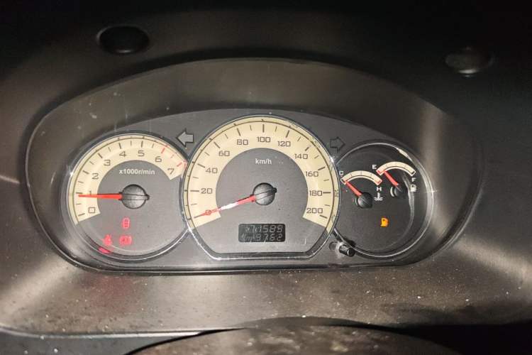 Used Wuling Hongguang 2014 1.5L S Luxury Model Instrument Cluster