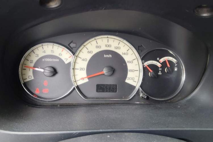 Used Wuling Hongguang 2014 1.5L S Comfort Model Instrument Cluster