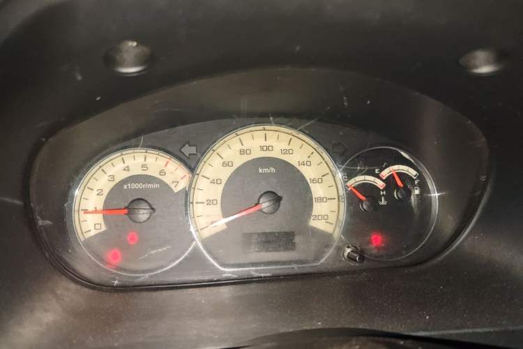 Used Wuling Hongguang 2014 1.5L S Automatic Luxury Model Instrument Cluster
