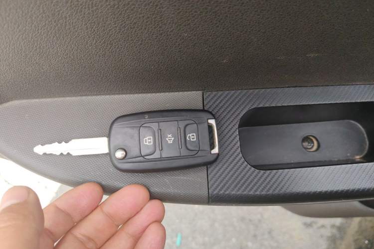 Used Wuling Hongguang 2014 1.5L S Standard Version Interior 1