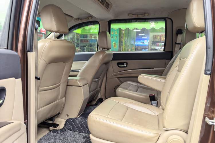 Used Wuling Hongguang 2014 1.5L S Comfort Model Interior 3