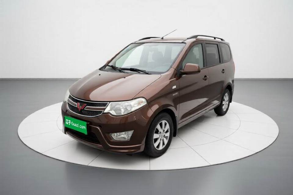 Wuling Hongguang 2014