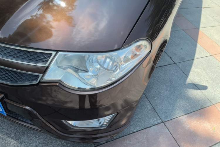 Used Wuling Hongguang 2014 1.5L S Standard Version Left Front Headlight