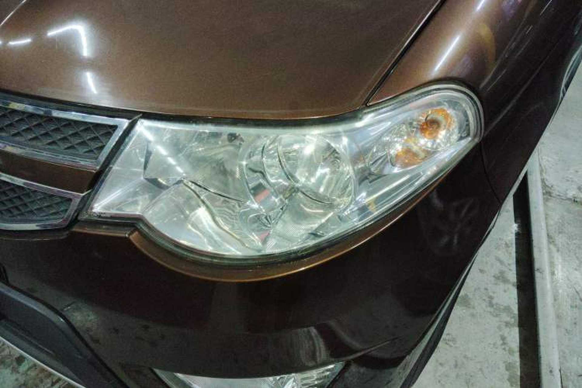 Used Wuling Hongguang 2014 1.5L S Automatic Luxury Model Left Front Headlight