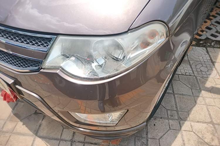 Used Wuling Hongguang 2014 1.5L S Standard Version Left Front Headlight