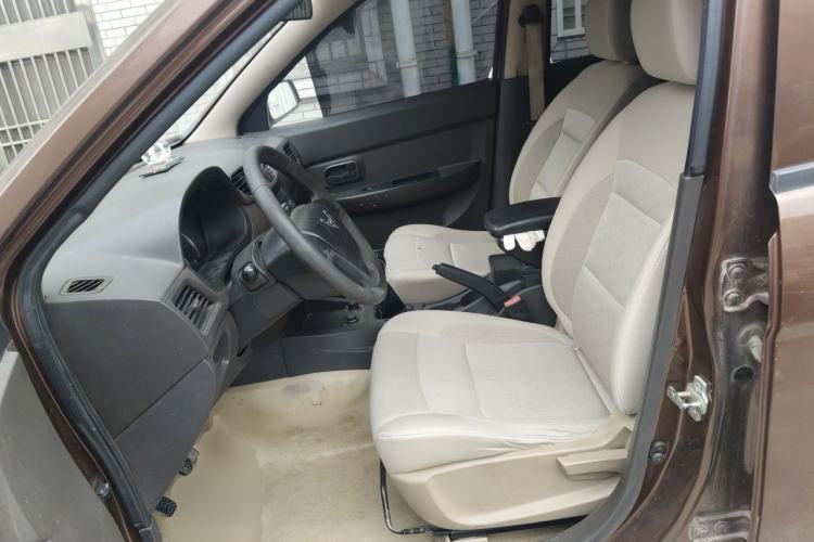 Used Wuling Hongguang 2014 1.5L S Standard Version Left Front Seat