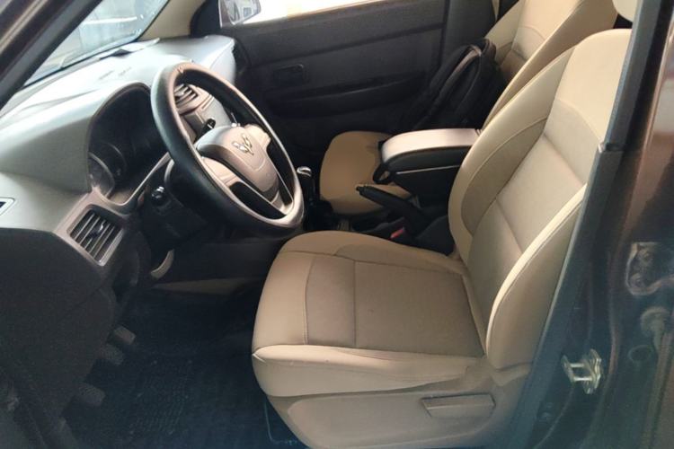 Used Wuling Hongguang 2014 1.5L S Standard Version Left Front Seat