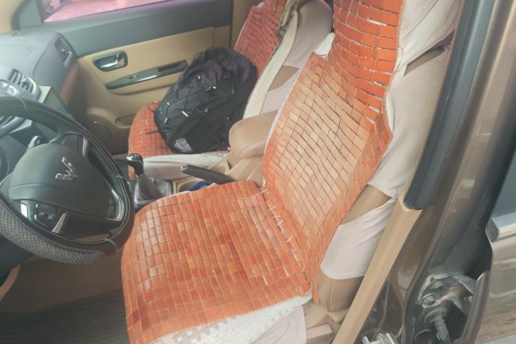 Used Wuling Hongguang 2014 1.5L S Luxury Model Left Front Seat