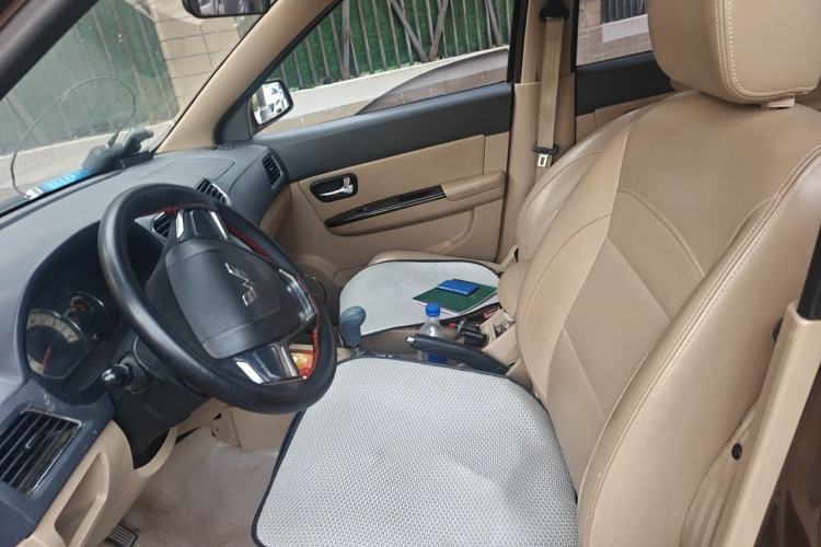 Used Wuling Hongguang 2014 1.2L S Standard Version China IV Standard Left Front Seat