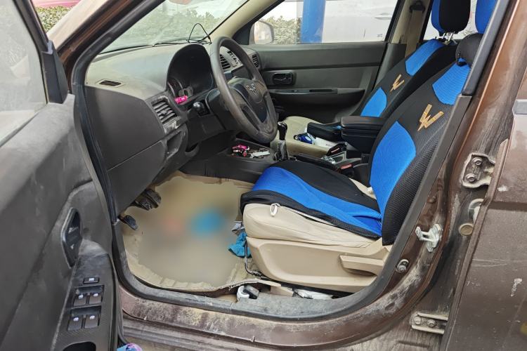 Used Wuling Hongguang 2014 1.5L S Standard Version Left Front Seat
