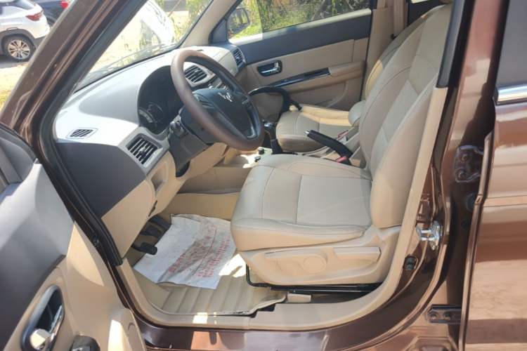 Used Wuling Hongguang 2014 1.5L S Comfort Model Left Front Seat