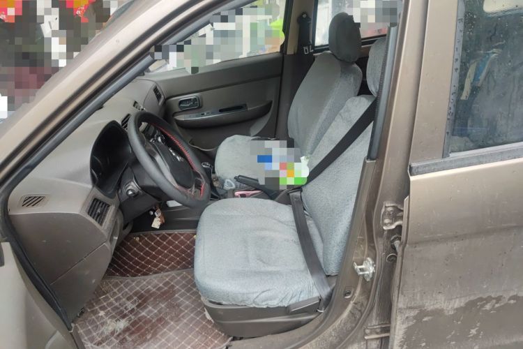 Used Wuling Hongguang 2014 1.2L Base Model China IV Left Front Seat