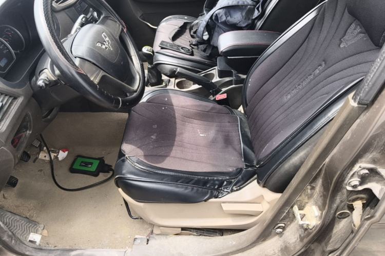 Used Wuling Hongguang 2014 1.5L S Standard Version Left Front Seat
