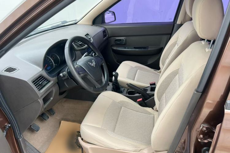 Used Wuling Hongguang 2014 1.5L S Standard Version Left Front Seat