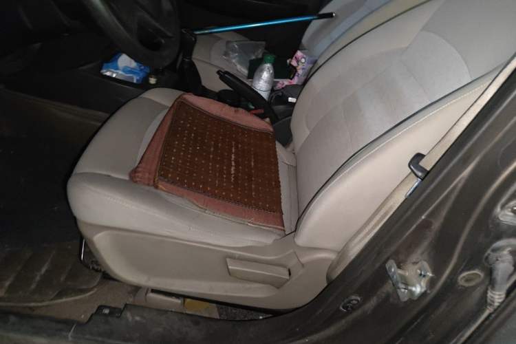 Used Wuling Hongguang 2014 1.5L S Standard Version Left Front Seat