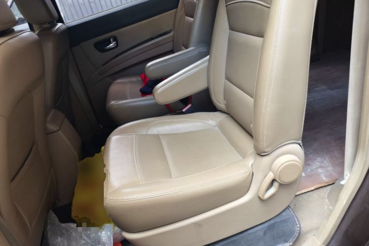 Used Wuling Hongguang 2014 1.5L S Luxury Model Left Rear Seat