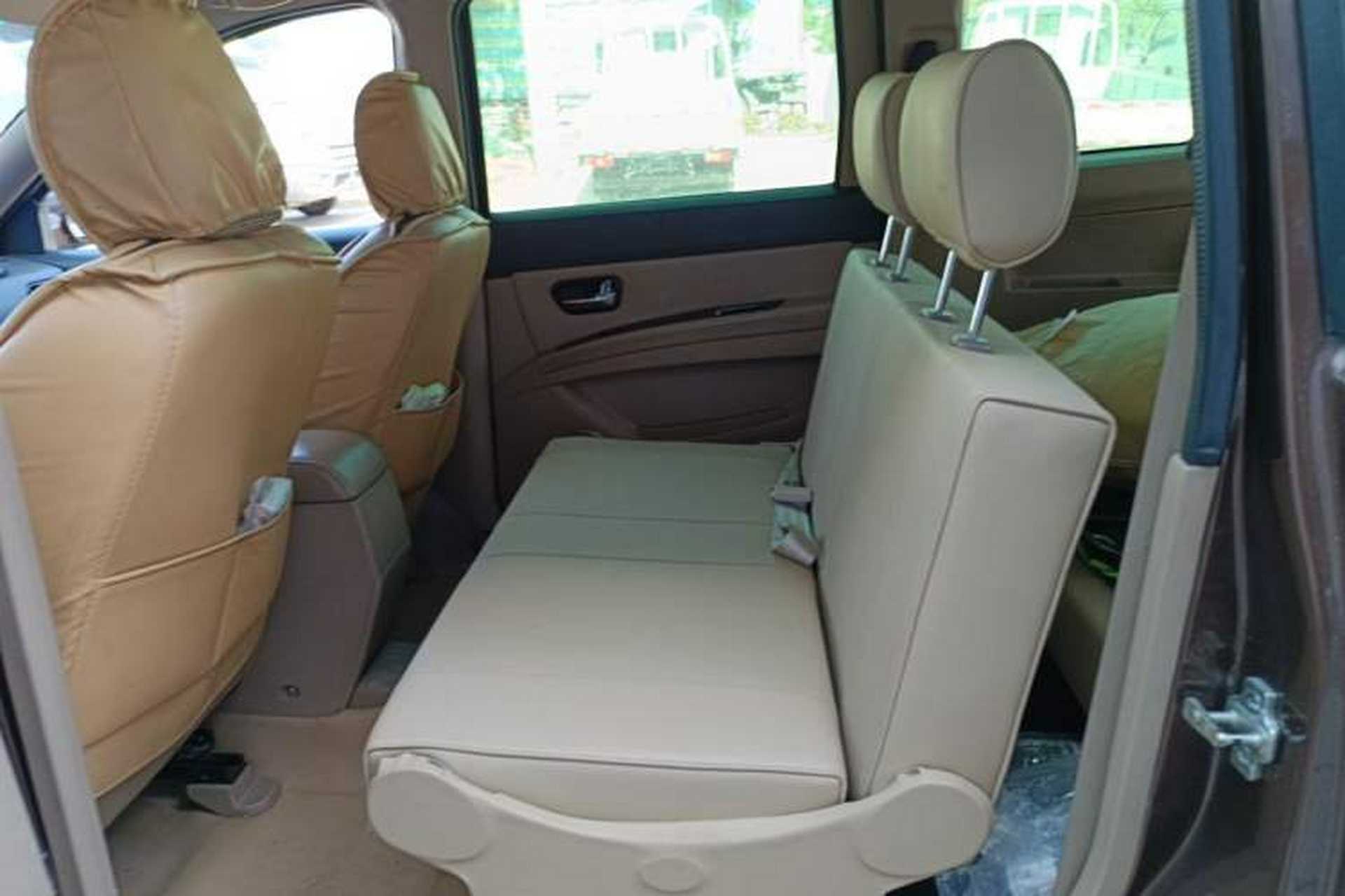 Used Wuling Hongguang 2014 1.5L S Luxury Model Left Rear Seat