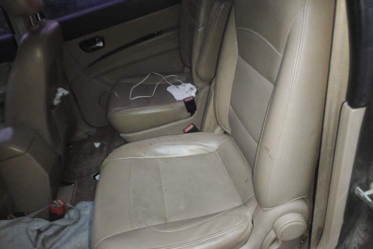 Used Wuling Hongguang 2014 1.5L S Standard Version Left Rear Seat