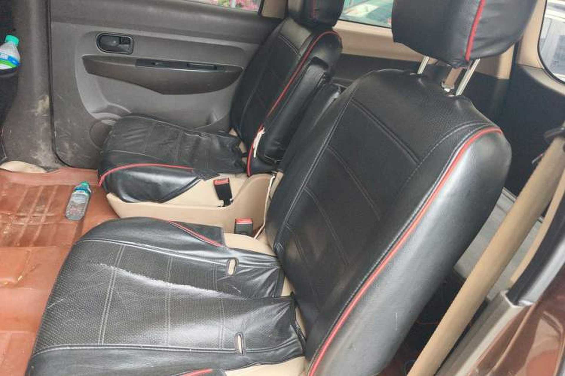 Used Wuling Hongguang 2014 1.5L S Standard Version Left Rear Seat
