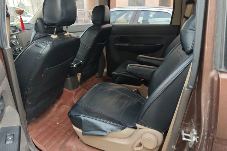 Used Wuling Hongguang 2014 1.5L S Standard Version Left Rear Seat