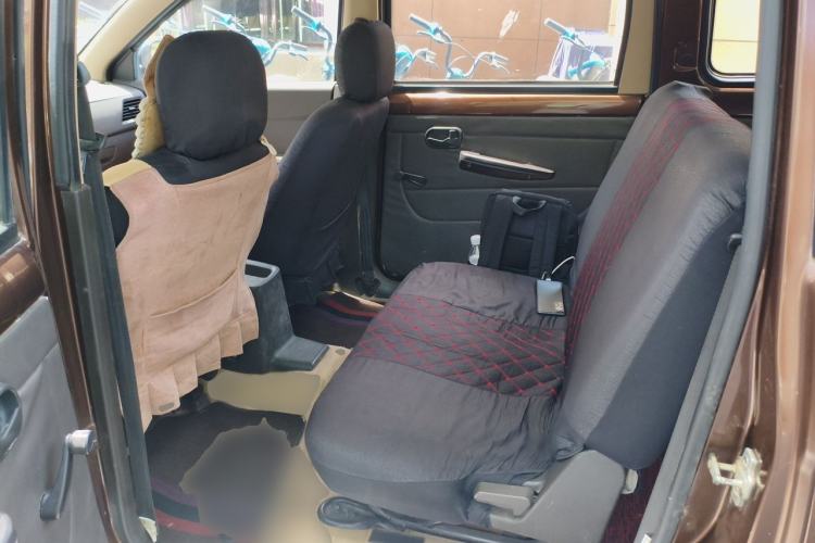 Used Wuling Hongguang 2014 1.5L S Standard Version Left Rear Seat