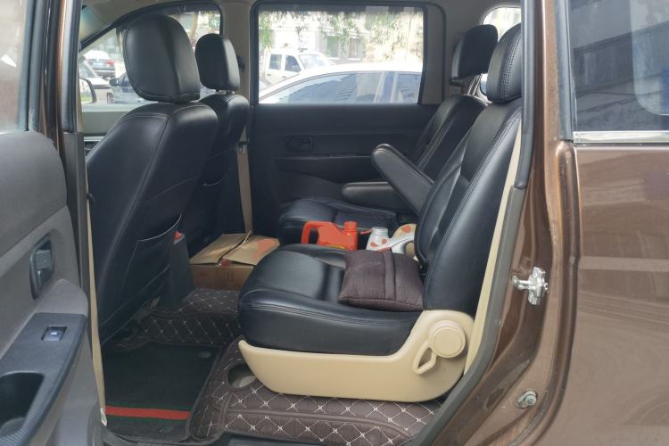 Used Wuling Hongguang 2014 1.5L S Standard Version Left Rear Seat