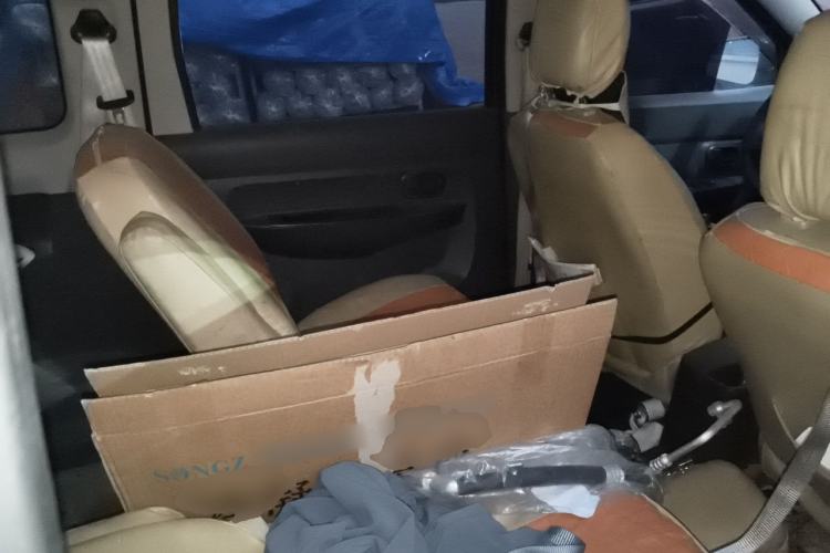 Used Wuling Hongguang 2014 1.5L S Standard Version Left Rear Seat