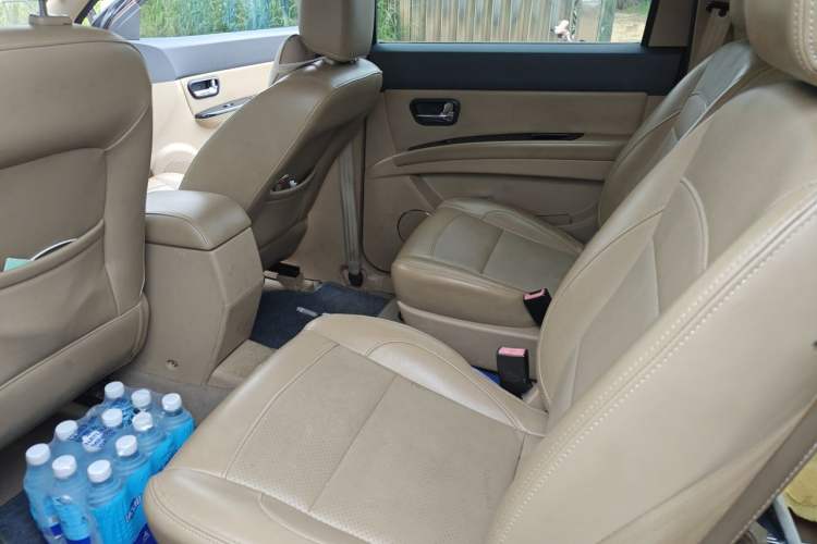 Used Wuling Hongguang 2014 1.5L S Comfort Model Left Rear Seat