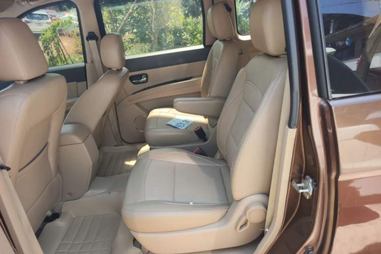 Used Wuling Hongguang 2014 1.5L S Comfort Model Left Rear Seat