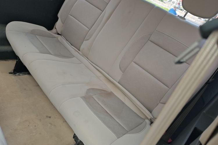 Used Wuling Hongguang 2014 1.5L S Standard Version Left Rear Seat