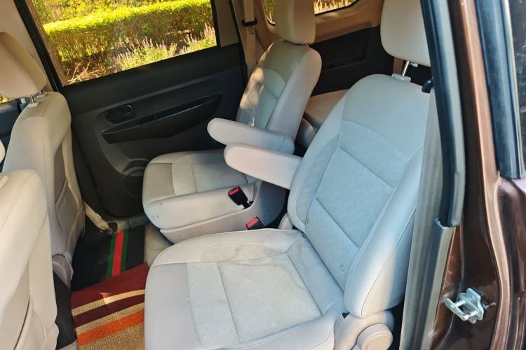 Used Wuling Hongguang 2014 1.2L S Standard Version China IV Standard Left Rear Seat