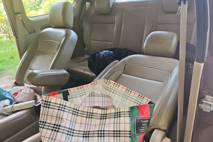 Used Wuling Hongguang 2014 1.5L S Luxury Model Left Rear Seat