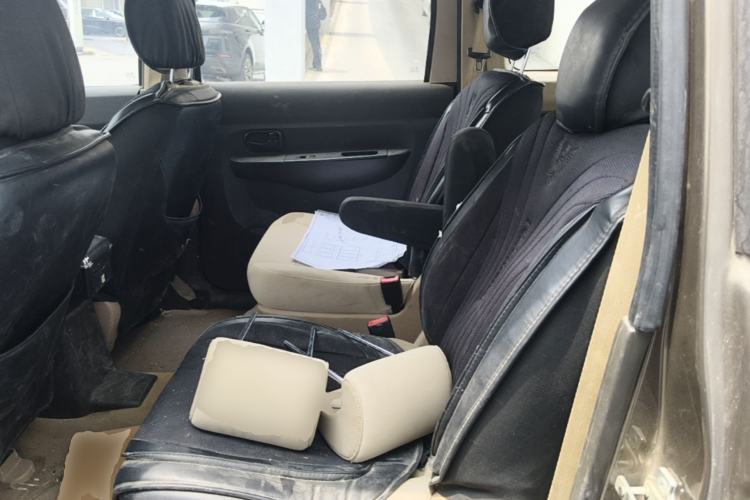 Used Wuling Hongguang 2014 1.5L S Standard Version Left Rear Seat