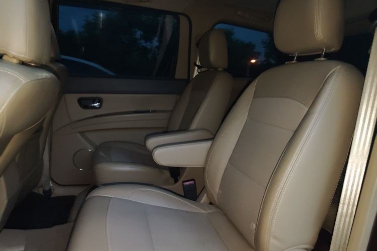 Used Wuling Hongguang 2014 1.5L S Automatic Luxury Model Left Rear Seat