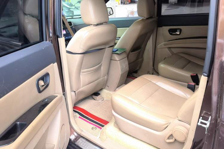 Used Wuling Hongguang 2014 1.5L S Comfort Model Left Rear Seat