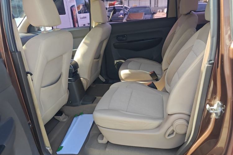 Used Wuling Hongguang 2014 1.5L S Standard Version Left Rear Seat