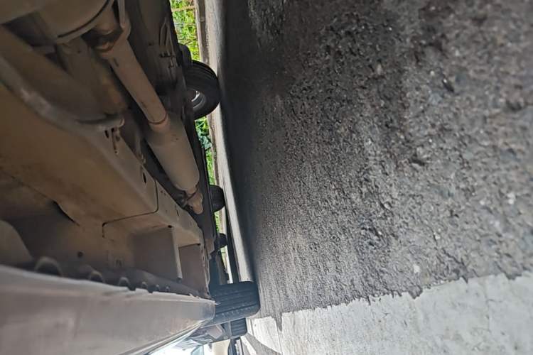 Used Wuling Hongguang 2014 1.5L S Standard Version Left Side Sill