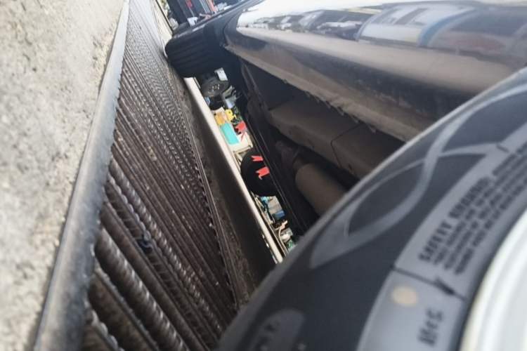 Used Wuling Hongguang 2014 1.5L S Standard Version Left Side Sill