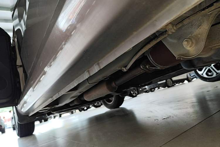 Used Wuling Hongguang 2014 1.5L S Standard Version Left Side Sill