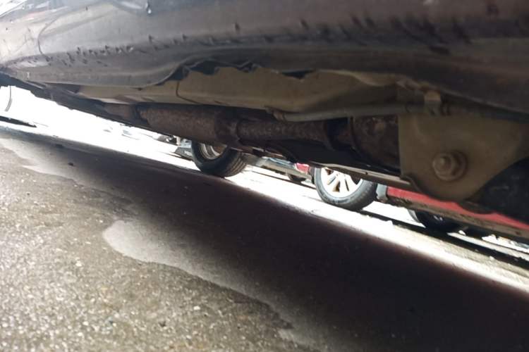 Used Wuling Hongguang 2014 1.5L S Standard Version Left Side Sill
