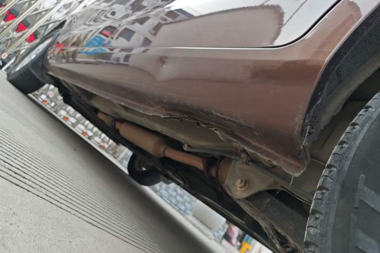 Used Wuling Hongguang 2014 1.5L S Standard Version Left Side Sill