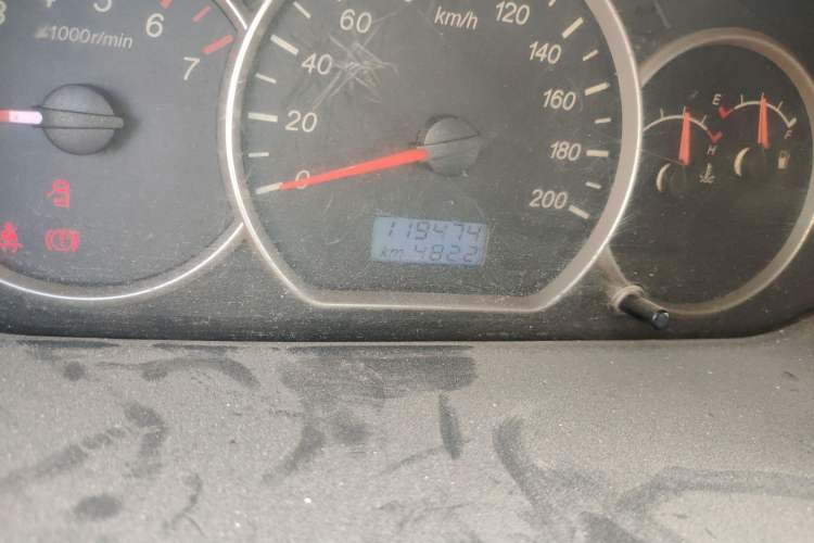 Used Wuling Hongguang 2014 1.2L S Standard Version China IV Standard Odometer Close Up