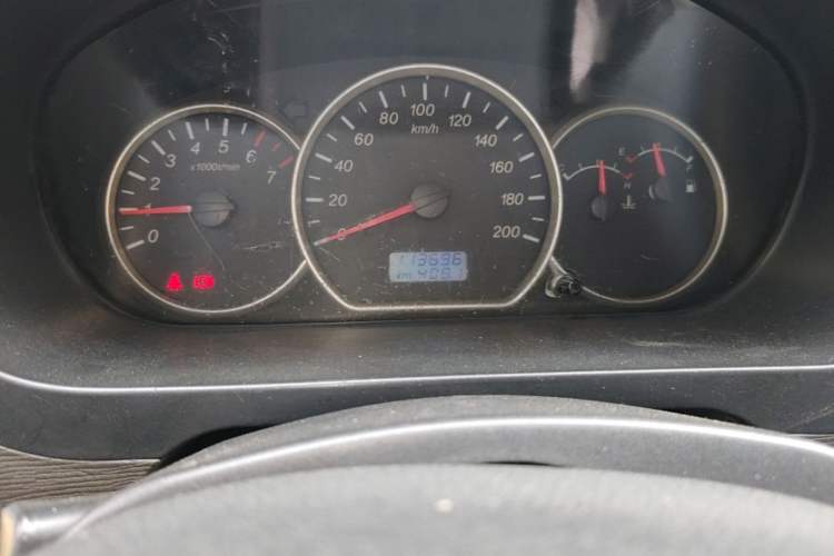 Used Wuling Hongguang 2014 1.2L S Standard Version China IV Standard Odometer Close Up