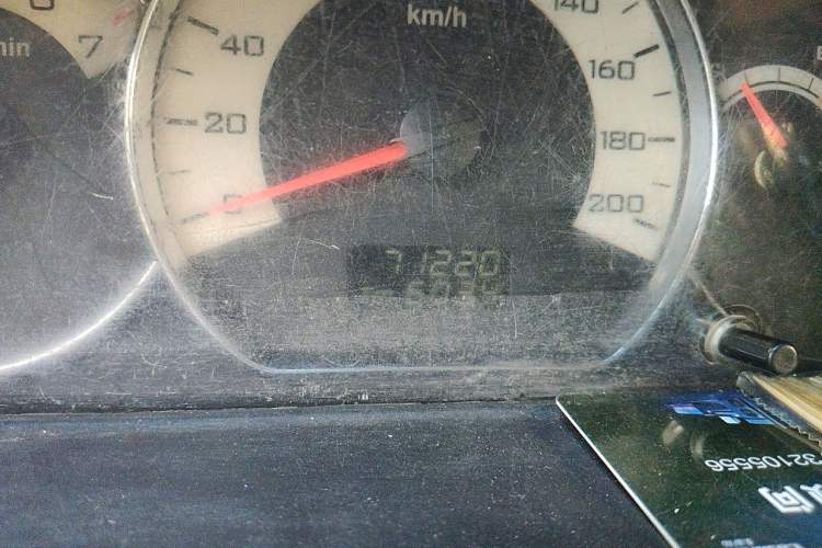 Used Wuling Hongguang 2014 1.5L S Luxury Model Odometer Close Up