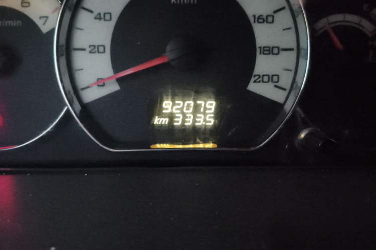 Used Wuling Hongguang 2014 1.5L S Luxury Model Odometer Close Up