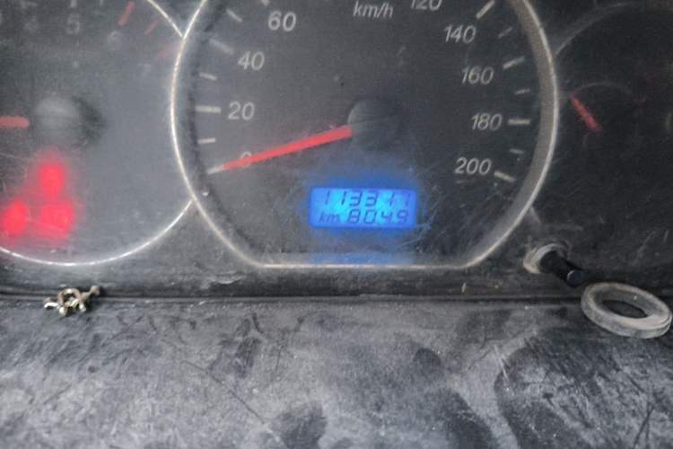 Used Wuling Hongguang 2014 1.5L S Standard Version Odometer Close Up